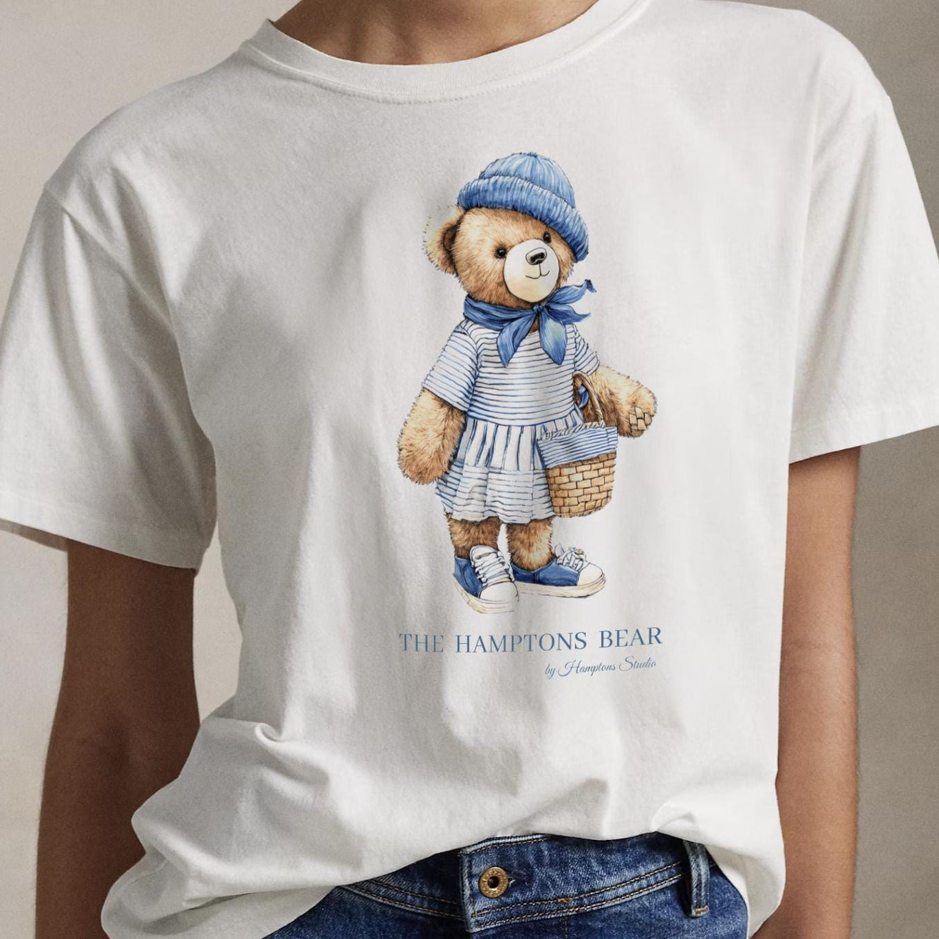 The Hamptons T-Shirt Bear Summer Tee Casual Graphic T-Shirt